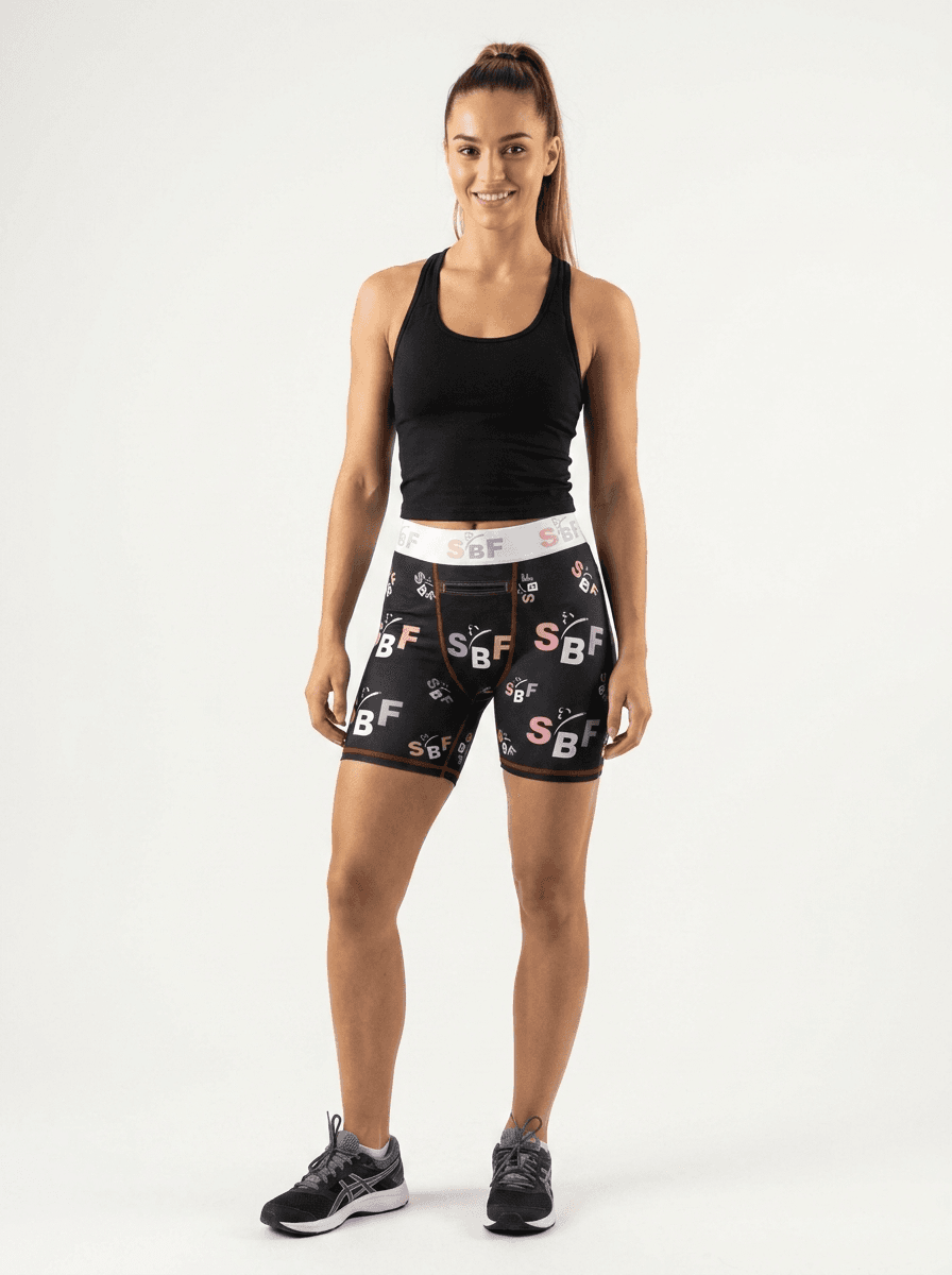 Coquille Short Femme SBF — Femme Portée